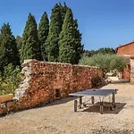 Hébergement de vacances Awesome Home In Rochefort-Du-Gard Rochefort-du-Gard