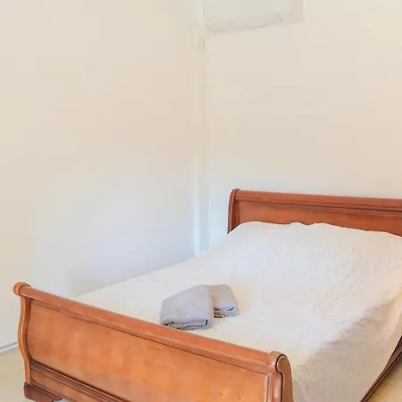 Casa vacanze 5 Bedroom Lovely In *
