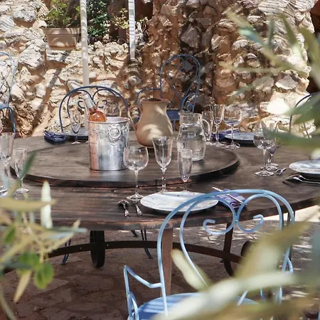 Amazing Home In Rochefort-Du-Gard * Rochefort-du-Gard