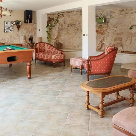 Amazing Home In Rochefort-Du-Gard Prázdninový dům *
