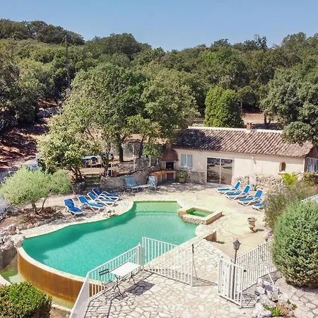 Casa vacanze 5 Bedroom Lovely In *