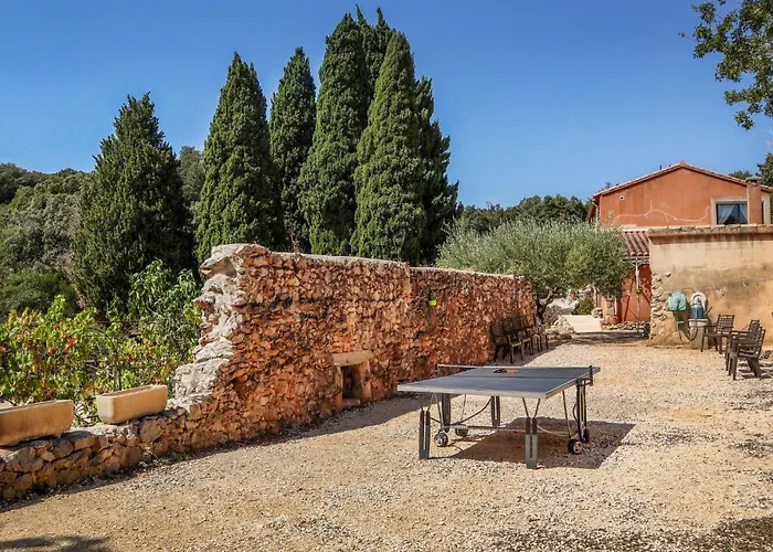 Ferienhaus Stunning In Rochefort-du-Gard